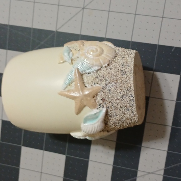 Set of sea shell decor items - Picture 5 of 7